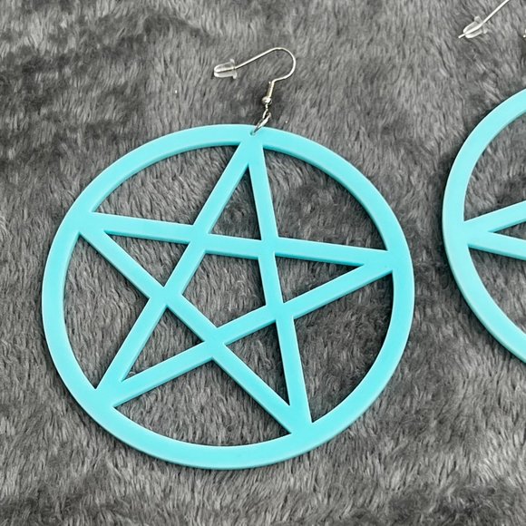 Pentagram Oversized Earrings Hoops Blue Plastic Star Pentagon NIP Lg 3.5 in Goth - Picture 3 of 5